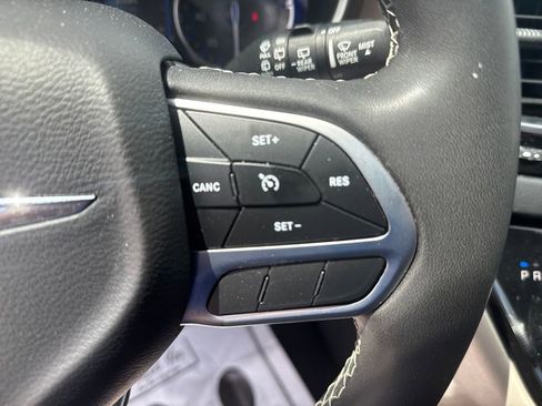 Used 2023 Chrysler Voyager LX FWD image 21