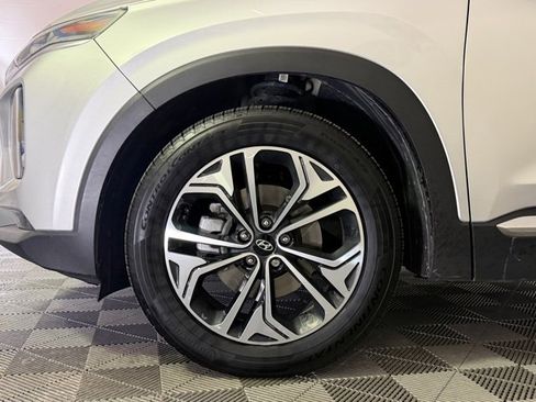 Used 2019 Hyundai Santa Fe Limited image 10