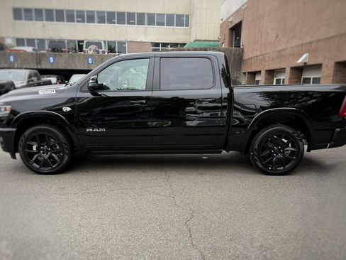 New 2026 RAM 1500 Laramie AWD/4WD image 14