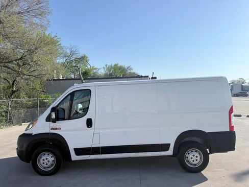 Used 2021 RAM ProMaster 2500 w/ Interior LED Lighting Group image 5