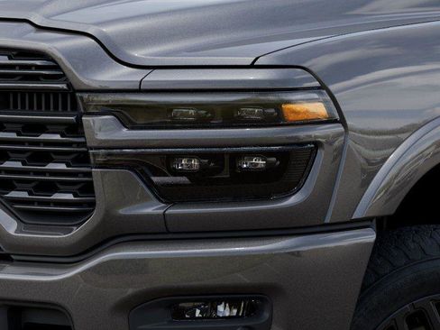 New 2026 RAM 2500 Limited AWD/4WD image 10