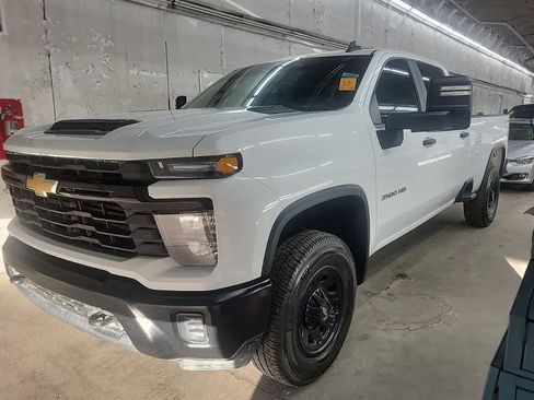 Used 2025 Chevrolet Silverado 3500 W/T AWD/4WD image 1
