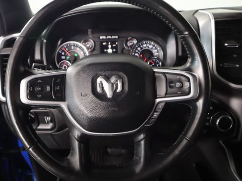 Used 2023 RAM 1500 Big Horn AWD/4WD image 3