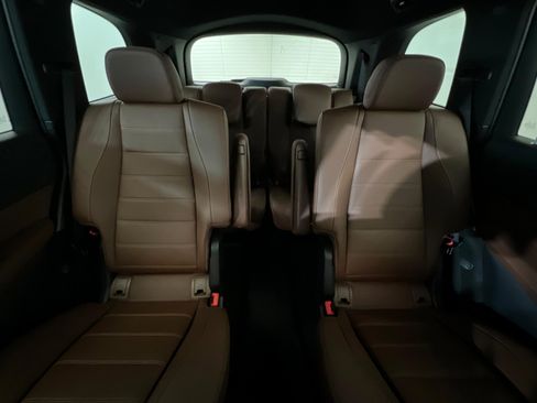 New 2026 Mercedes-Benz GLS 450 4MATIC image 28