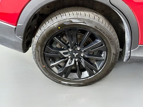 Used 2024 Mitsubishi Eclipse Cross LE AWD/4WD image 33