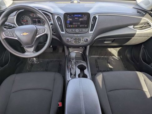 Used 2024 Chevrolet Malibu LT image 14