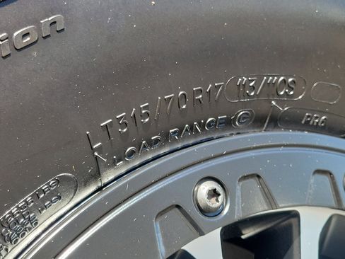 Used 2025 Jeep Wrangler Unlimited Rubicon w/ XTREMEE 35" Tire Package image 6