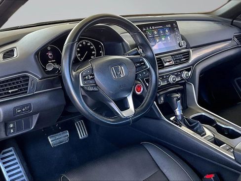 Used 2019 Honda Accord Sport image 14