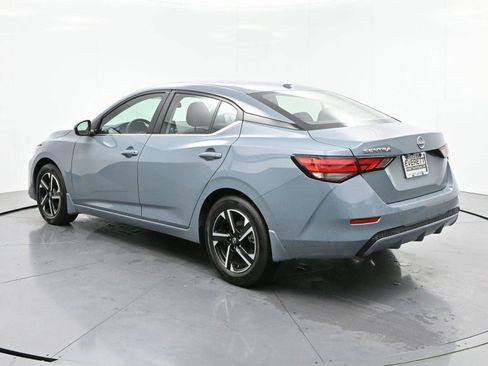 Used 2025 Nissan Sentra SV FWD image 5