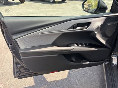 Used 2026 Toyota Camry SE FWD image 21