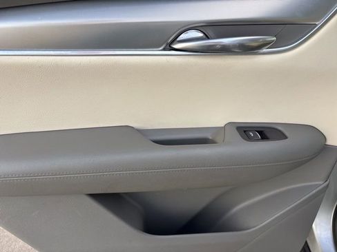 Used 2020 Cadillac XT5 Premium Luxury w/ LPO, Floor Liner Package image 33