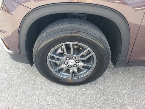 Certified 2025 GMC Acadia Elevation image 17