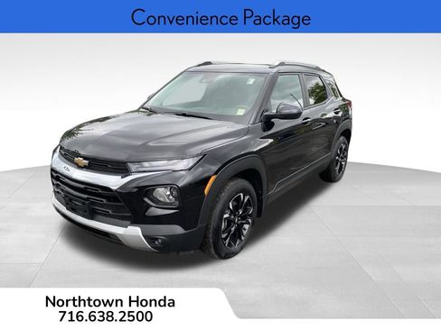 Used 2023 Chevrolet TrailBlazer LT w/ Convenience Package AWD/4WD image 5