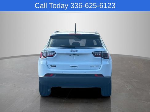 Used 2025 Jeep Compass Limited AWD/4WD image 4