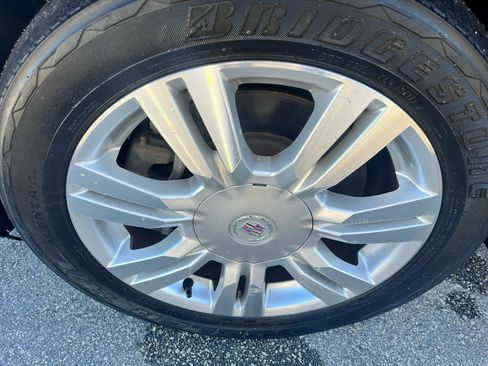 Used 2014 Cadillac SRX Luxury w/ Driver Awareness Package image 32