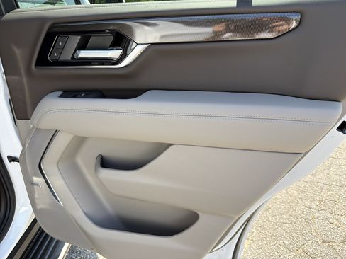 New 2026 GMC Yukon Elevation w/ Elevation Premium Package image 19