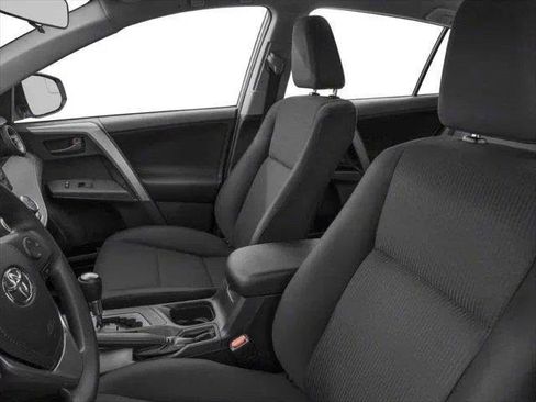 Used 2018 Toyota RAV4 LE w/ All Weather Liner Package AWD/4WD image 17