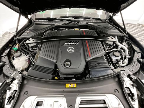 Used 2026 Mercedes-Benz E 53 AMG e 4MATIC Sedan image 9