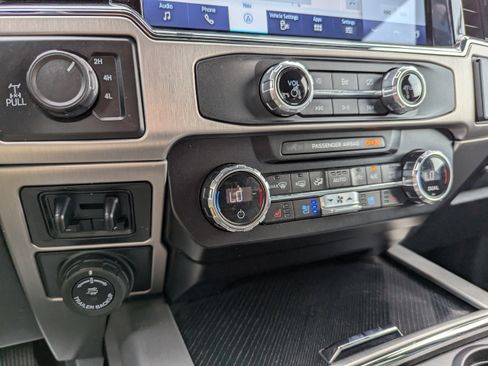 Used 2022 Ford F350 Platinum AWD/4WD image 26