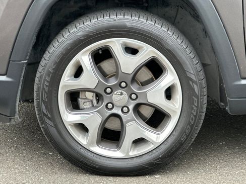 Used 2021 Jeep Compass Limited AWD/4WD image 24