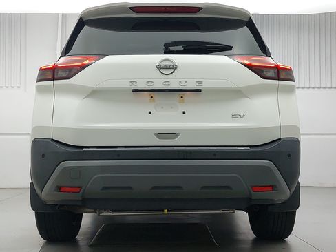 Used 2023 Nissan Rogue SV w/ SV Premium B Package FWD image 6