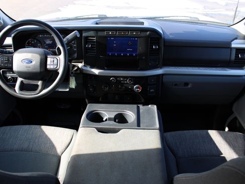 Used 2023 Ford F350 XLT image 19