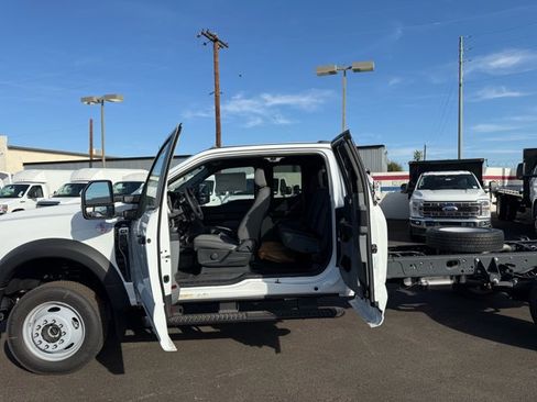 New 2026 Ford F550 4x4 Supercab Super Duty image 13