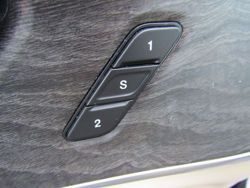 Used 2021 Jeep Grand Cherokee L Limited w/ Trailer Tow Group (B) AWD/4WD image 21