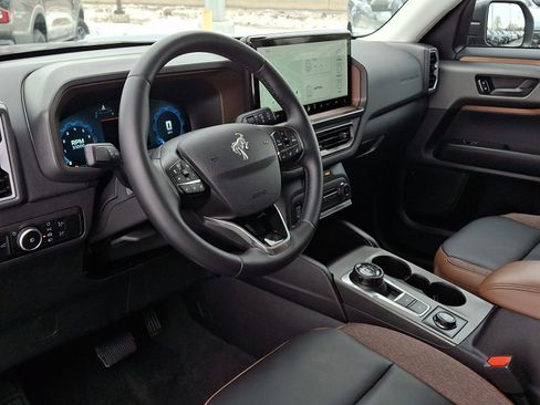 Used 2025 Ford Bronco Sport Outer Banks w/ Outer Banks Tech Package+ image 16