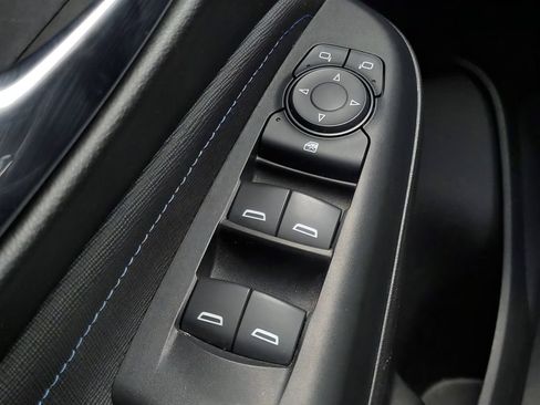 Used 2025 Buick Envista Sport Touring FWD image 18