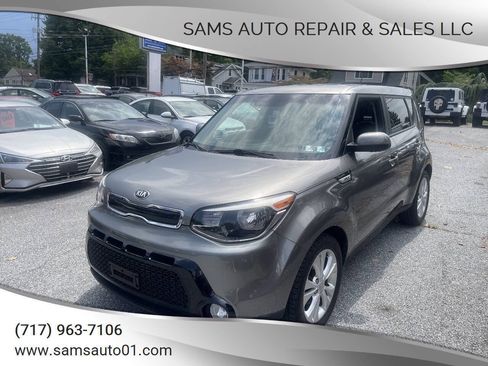 Used 2016 Kia Soul + w/ Audio Package FWD image 1