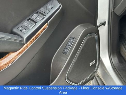 Used 2017 Chevrolet Suburban Premier image 12