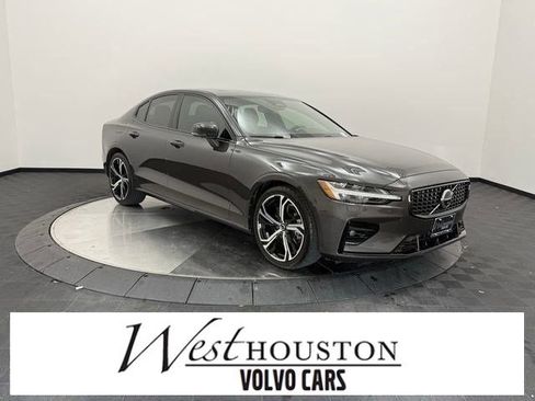 Certified 2023 Volvo S60 B5 Ultimate image 1