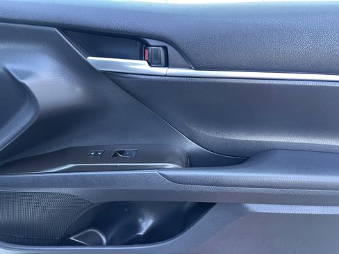 Used 2024 Toyota Camry LE image 32