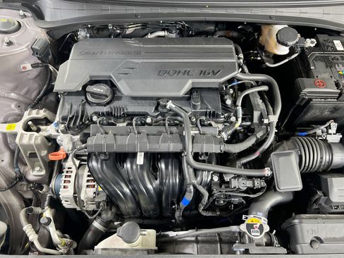 Used 2023 Hyundai Elantra SEL FWD image 27