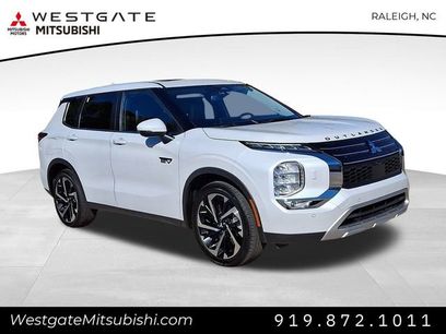 Used 2024 Mitsubishi Outlander SE