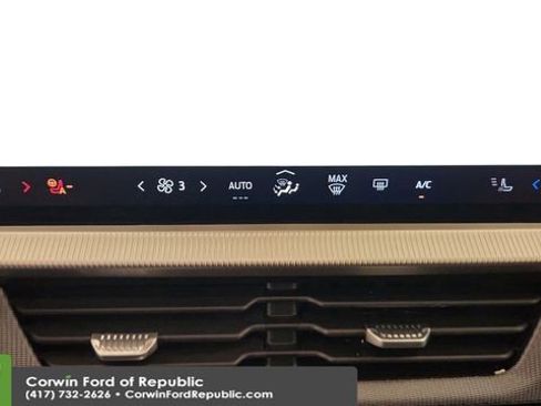 Certified 2025 Ford Explorer ST-Line w/ ST-Line Street Pack image 24