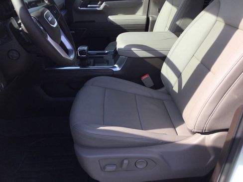 Used 2026 GMC Sierra 1500 SLT w/ SLT Premium Plus Package image 15