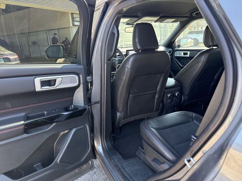 Used 2024 Ford Explorer ST-Line w/ Class IV Trailer Tow Package image 16