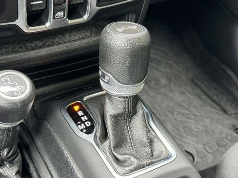 Used 2020 Jeep Wrangler Unlimited Sport AWD/4WD image 14