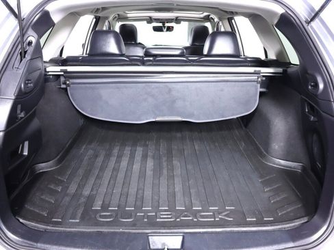 Used 2019 Subaru Outback 2.5i Limited image 34