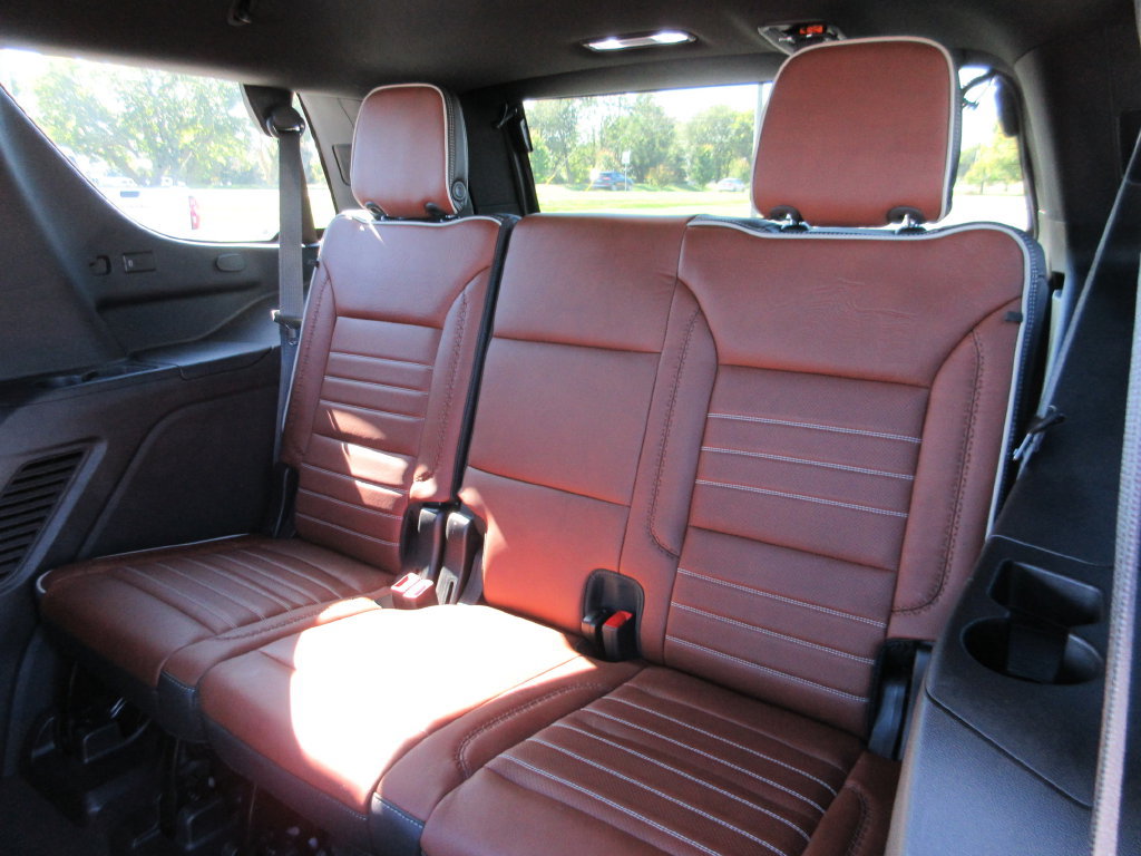 Certified 2024 GMC Yukon Denali Ultimate AWD/4WD image 27