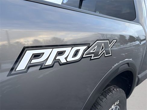Used 2021 Nissan Titan PRO-4X image 39