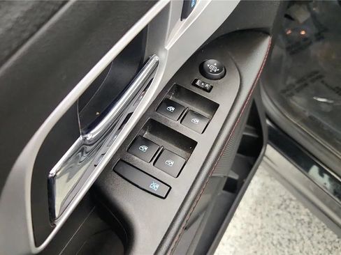 Used 2015 Chevrolet Equinox LT FWD image 21