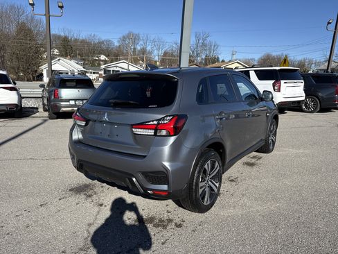 Used 2025 Mitsubishi Outlander Sport ES image 3