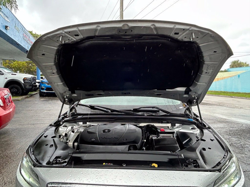 Used 2019 Volvo S90 T5 Momentum AWD/4WD image 26