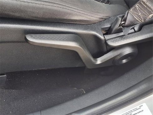 Used 2017 Dodge Journey SE w/ Flexible Seating Group image 16