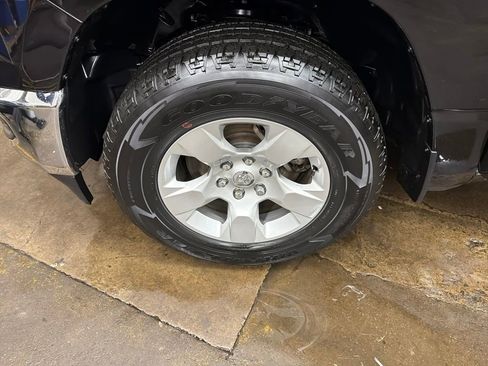 Used 2024 RAM 1500 Big Horn image 13