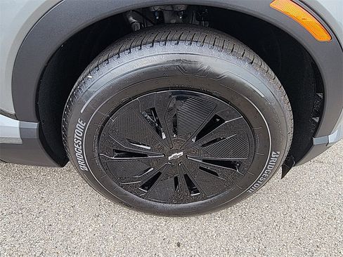 New 2026 Chevrolet Blazer EV LT image 10