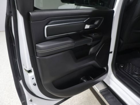 Used 2025 RAM 1500 Big Horn AWD/4WD image 19